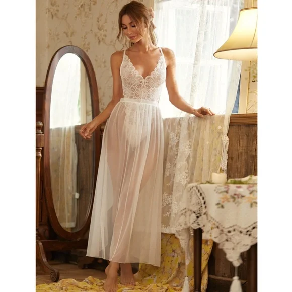 White Lace Mesh Lingerie Set Teddy + Sarong - Picture 3 of 6